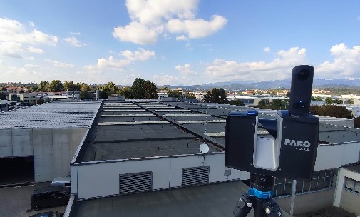 Gebäude mit Vermaßung